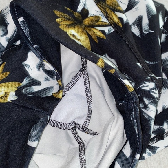 Balance Collection Shorts - Picture 3 of 4